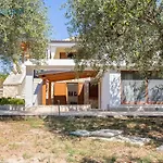 Clicksardegna Brionis Sea View, 7 Bedrooms, 5 Bathrooms And 3 Kitchens Vila Alghero