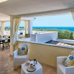 Vila Clicksardegna Brionis Sea View, 7 Bedrooms, 5 Bathrooms And 3 Kitchens Alghero