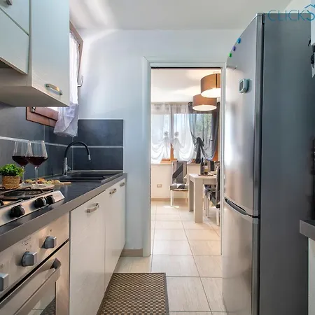 Clicksardegna Brionis Sea View, 7 Bedrooms, 5 Bathrooms And 3 Kitchens
