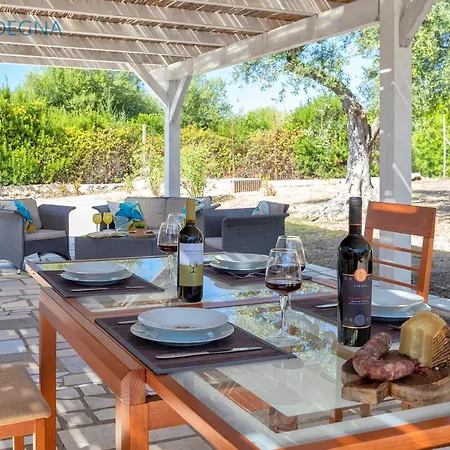 Clicksardegna Brionis Sea View, 7 Bedrooms, 5 Bathrooms And 3 Kitchens Villa