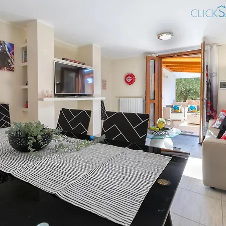 Clicksardegna Brionis Sea View, 7 Bedrooms, 5 Bathrooms And 3 Kitchens 别墅 阿尔盖罗