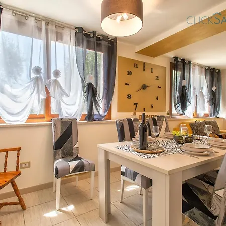 Clicksardegna Brionis Sea View, 7 Bedrooms, 5 Bathrooms And 3 Kitchens 阿尔盖罗