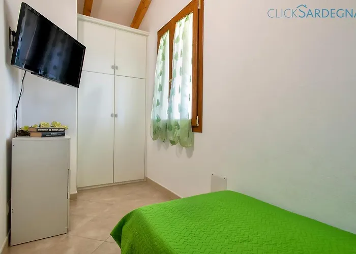 Clicksardegna Brionis Sea View, 7 Bedrooms, 5 Bathrooms And 3 Kitchens * Alguer