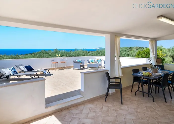 Clicksardegna Brionis Sea View, 7 Bedrooms, 5 Bathrooms And 3 Kitchens Alguer