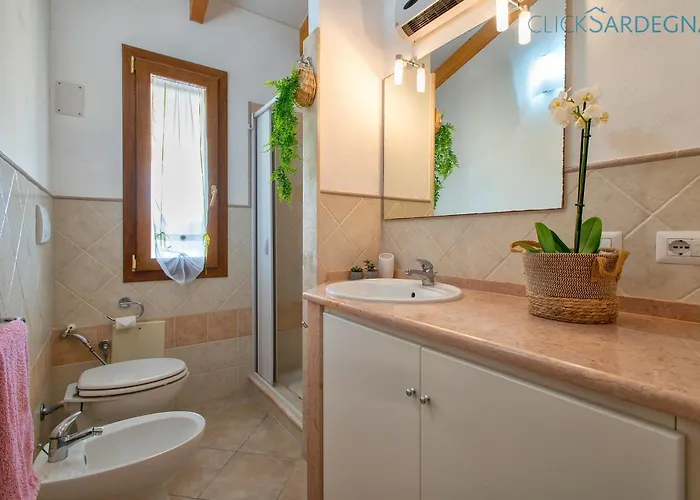 Clicksardegna Brionis Sea View, 7 Bedrooms, 5 Bathrooms And 3 Kitchens